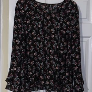Long sleeve floral blouse